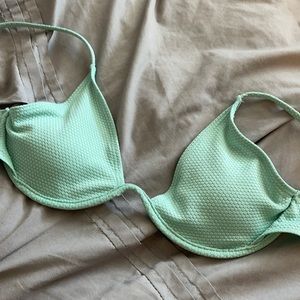 SHEIN bikini top size small mint green. NEVER WORN!!